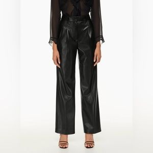 🖤ARITZIA🖤 Wilfred Effortless Pant in Vegan Leather